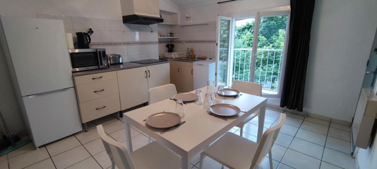 Appartement 45 M² Proche Du Centre Ville Lunel  Ngoại thất bức ảnh