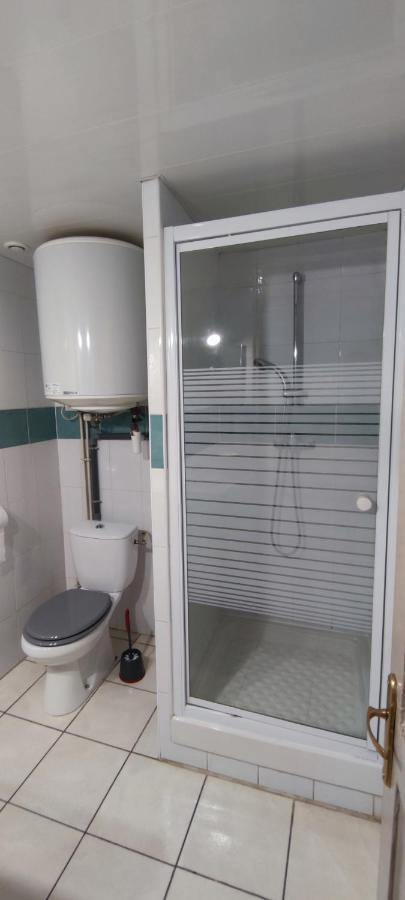 Appartement 45 M² Proche Du Centre Ville Lunel  Ngoại thất bức ảnh